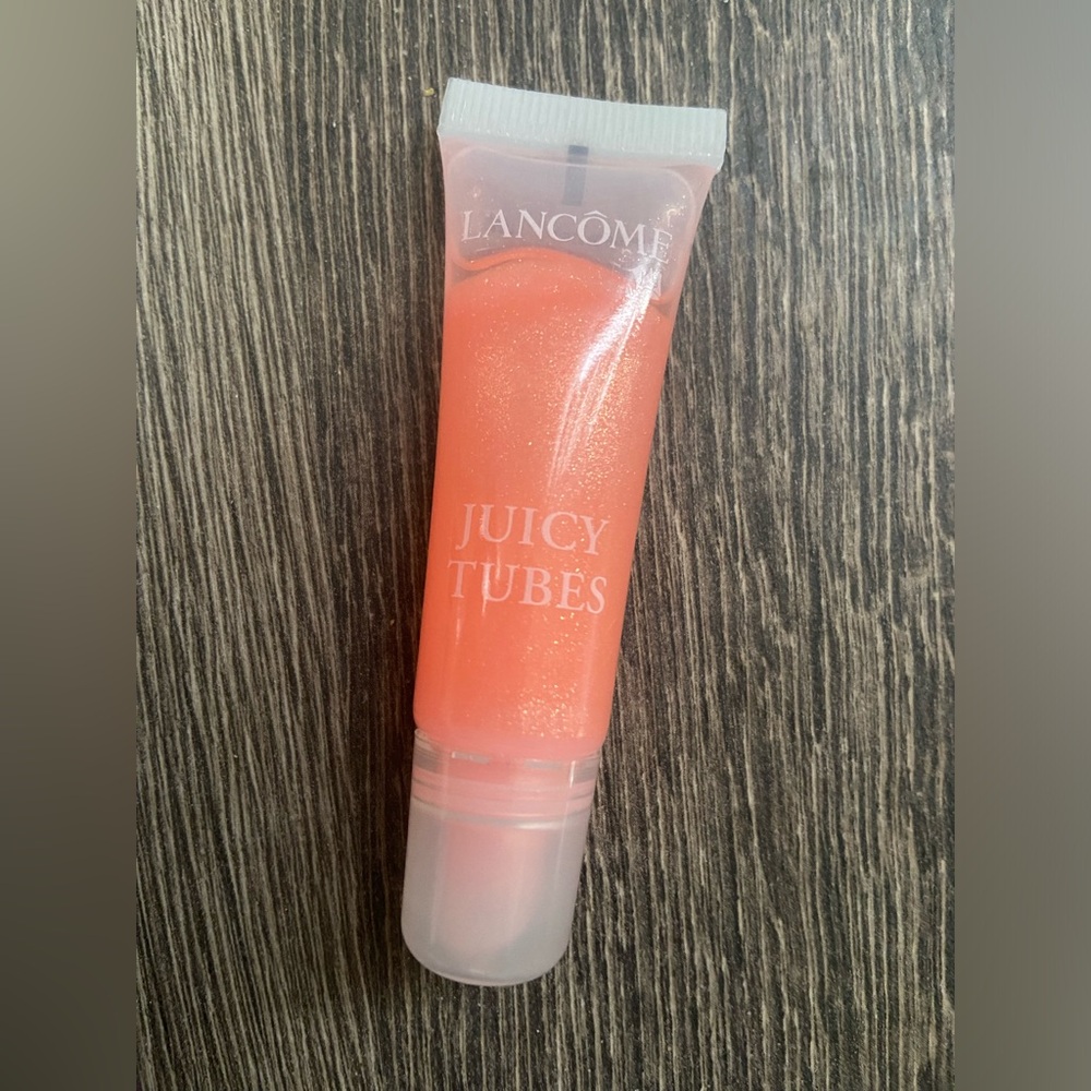 Lancome juicy tube -Raspberry ice